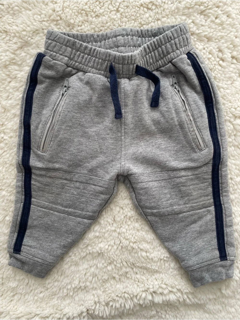 Monica + Andy Grey Hoodie & Jogger Set - Organic Cotton 9-12M